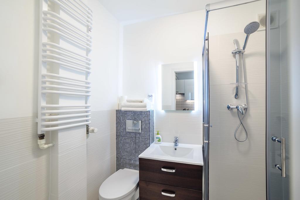 Apartament Grojecka Korotynskiego Apartment วอร์ซอ ห้อง รูปภาพ